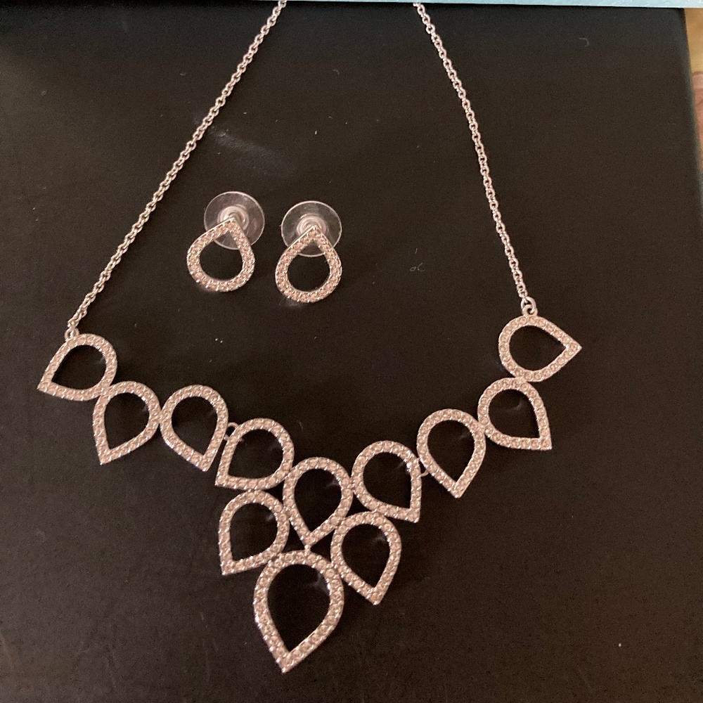 Touchstone Crystal Rainfall Necklace and Earrings